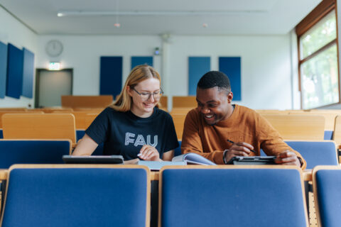 Zum Artikel "Es geht los! – Studienstart der Studiengänge Physik – Informationen des SSC Physik"